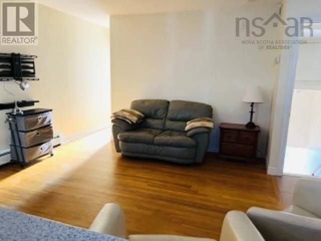 2167-2175 Windsor Street — photo 11 of 22