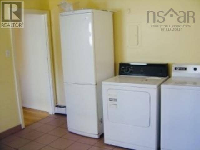 2167-2175 Windsor Street — photo 17 of 22