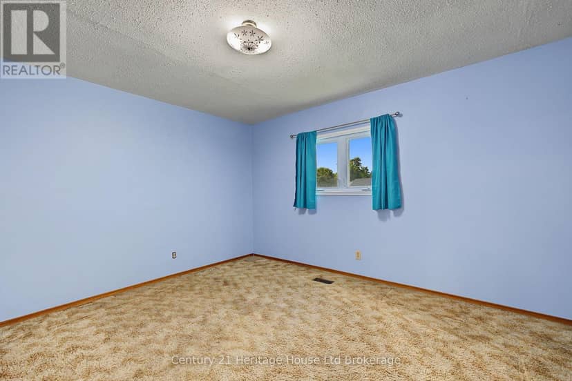 17846 Evelyn Drive — photo 14 of 37