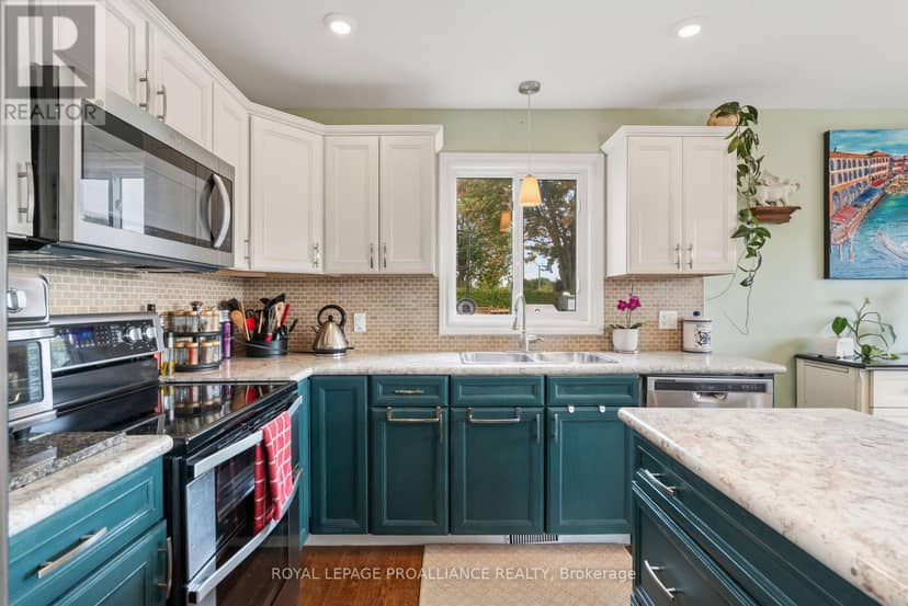 A - 23A Caldwell Drive — photo 15 of 39
