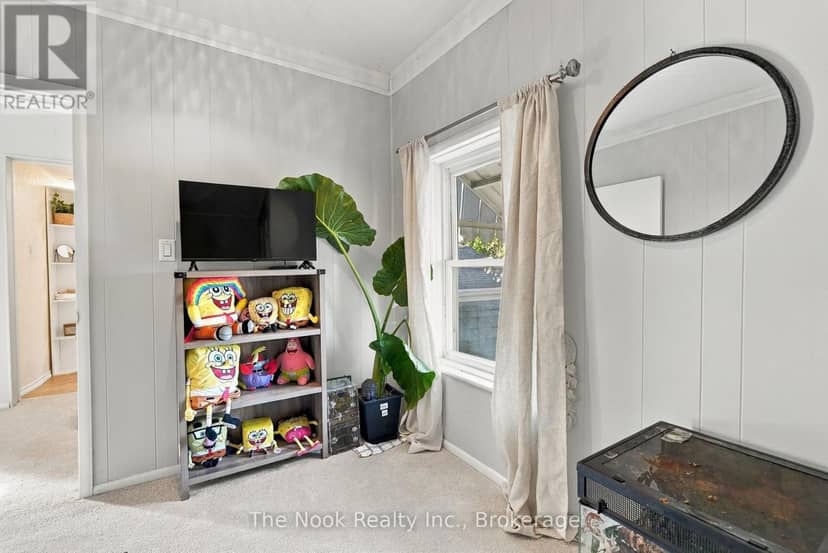 64 Wellington Street — photo 40 of 40