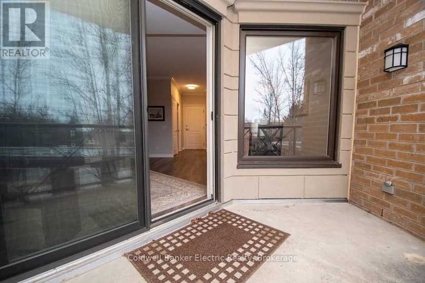 212 - 869 Clonsilla Avenue — photo 29 of 34