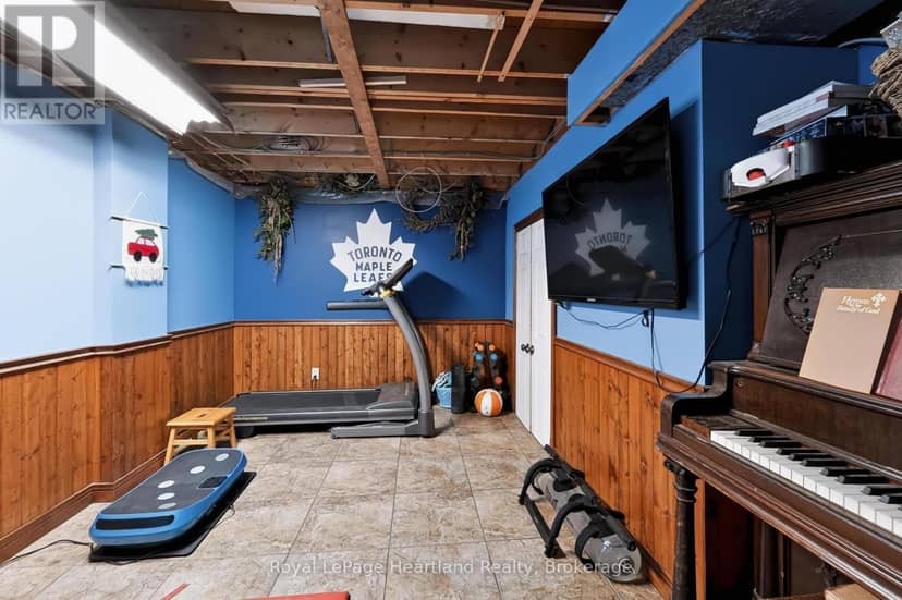 107 Mary Street — photo 28 of 40