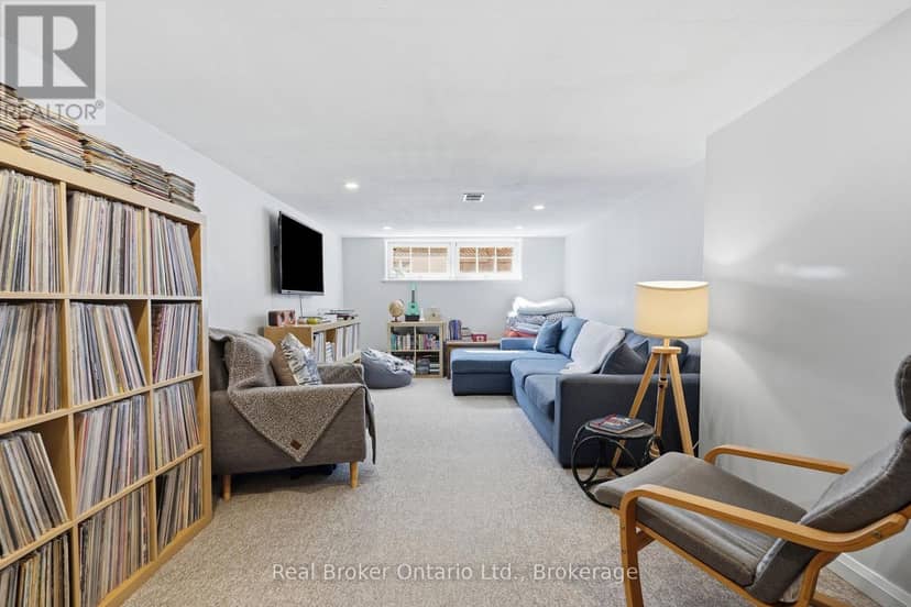 68 Emma Street — photo 30 of 40