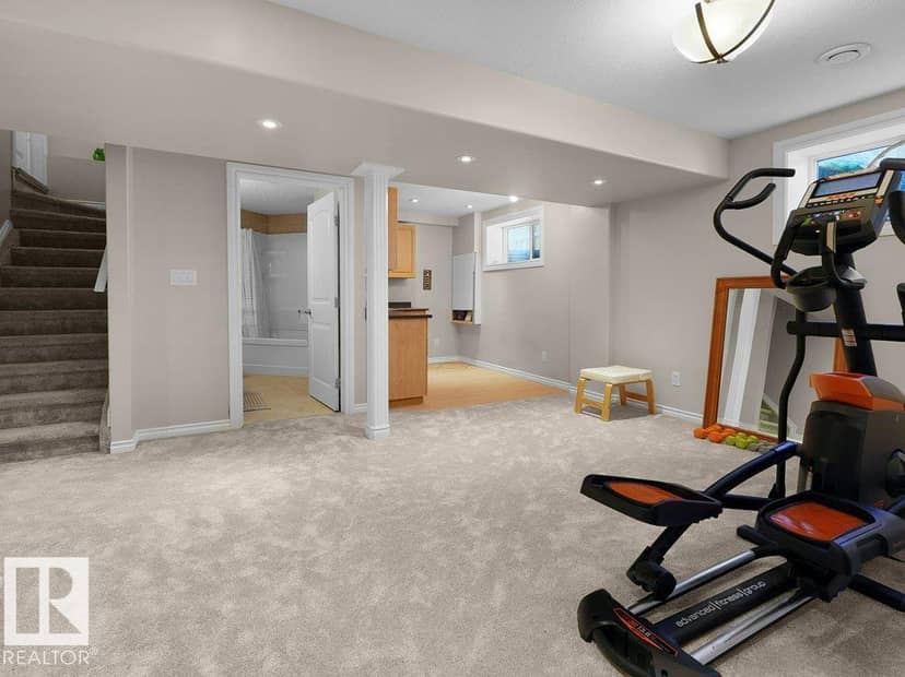 1476 McMillian Wy SW — photo 39 of 40
