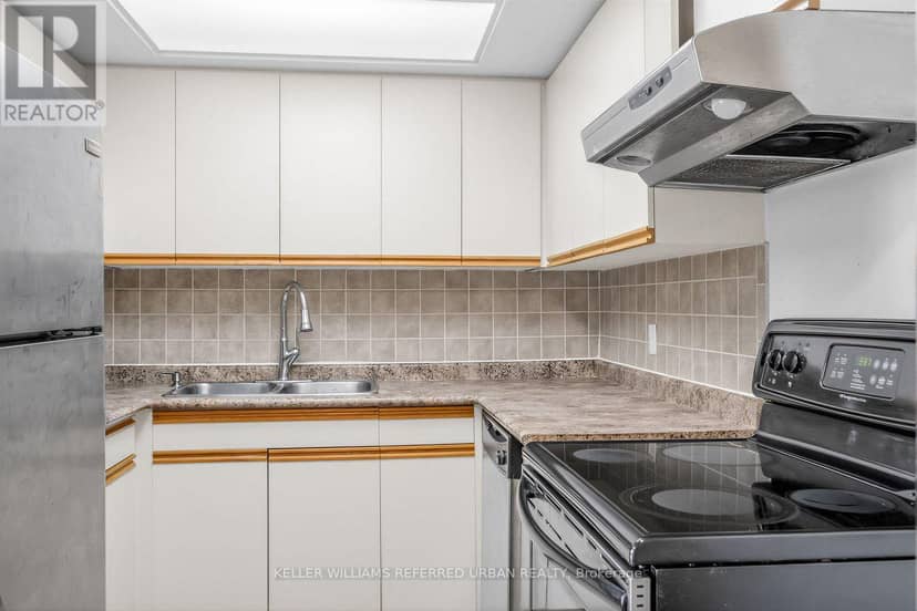 2307 - 215 Wynford Drive — photo 15 of 28