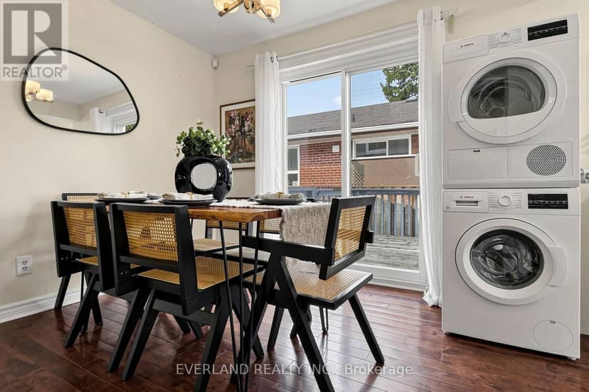 38 Six Nations Avenue — photo 6 of 40