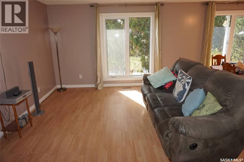 139 Trifunov CRESCENT — photo 13 of 26