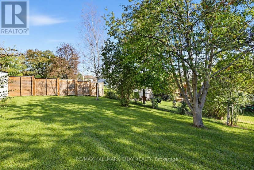 38 Imperial Crescent — photo 26 of 31