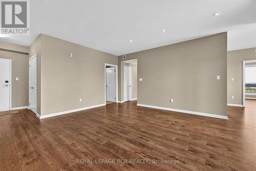 502 - 302 Essa Road, Barrie, photo 6