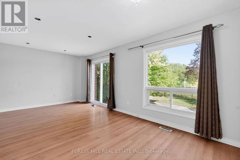 27 Saturn Drive — photo 10 of 40