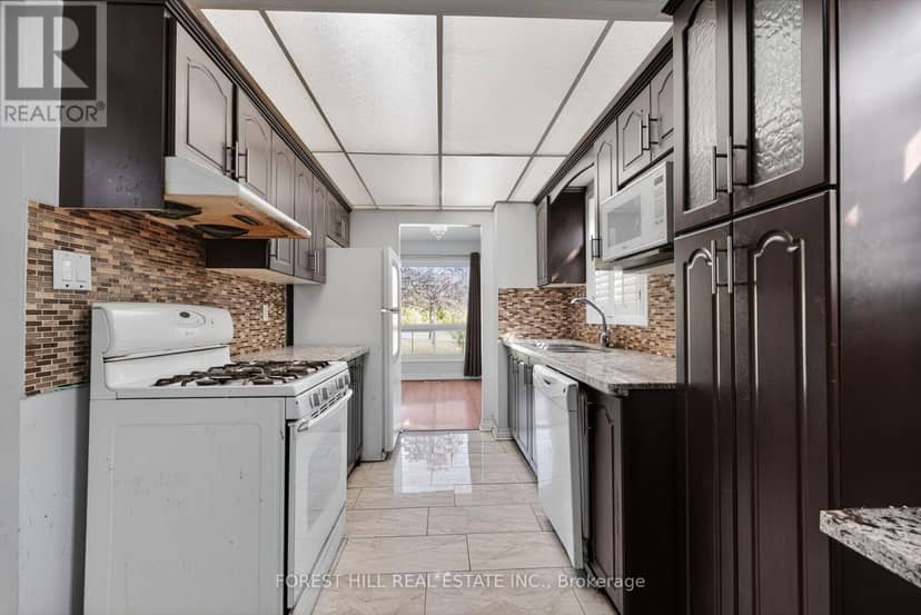 27 Saturn Drive — photo 17 of 40
