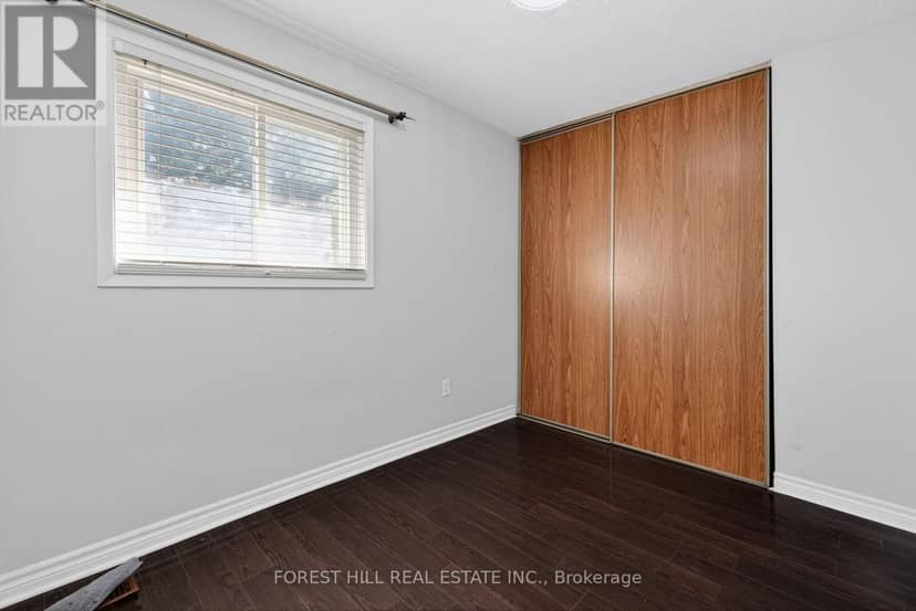27 Saturn Drive — photo 24 of 40