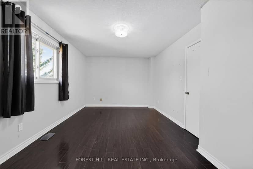 27 Saturn Drive — photo 29 of 40