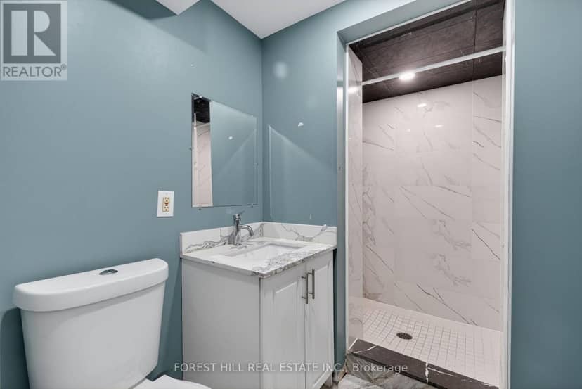 27 Saturn Drive — photo 37 of 40