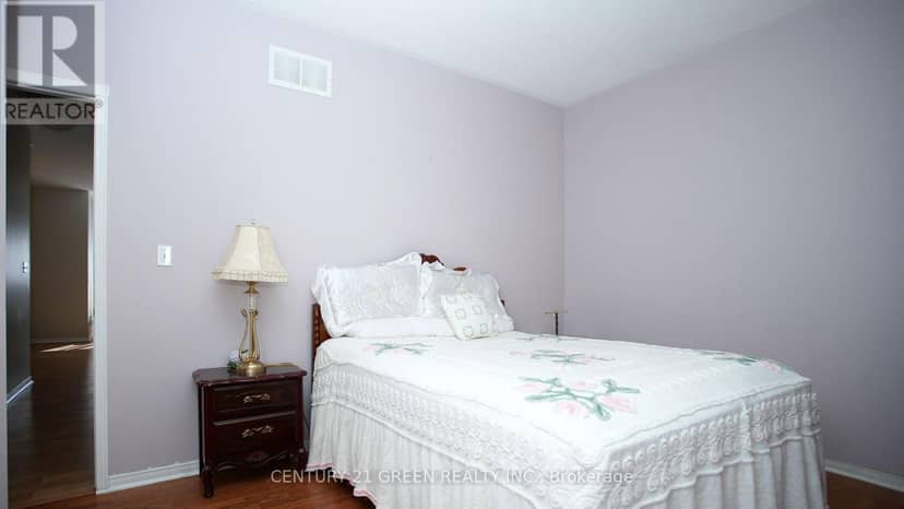 836 Avocado Crescent — photo 13 of 34