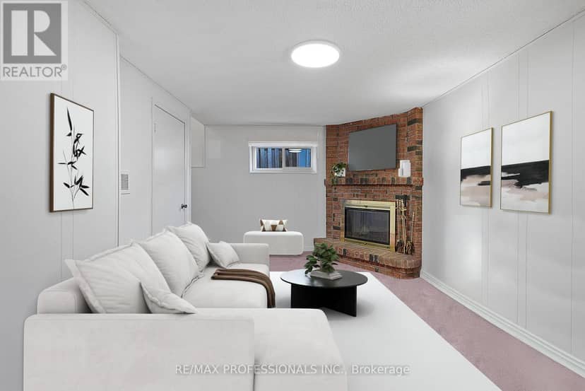43 Franca Crescent — photo 36 of 40