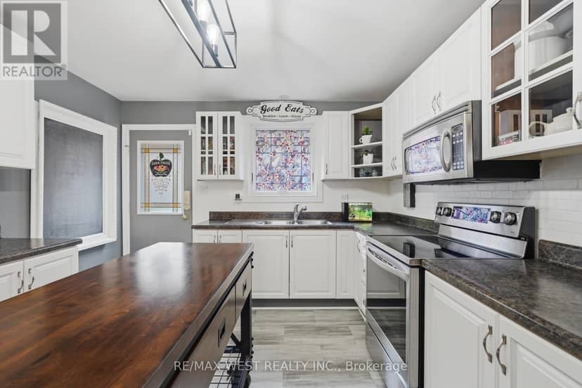 515 Berkindale Drive — photo 10 of 22