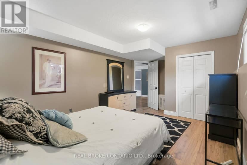8 Moyle Drive — photo 32 of 40