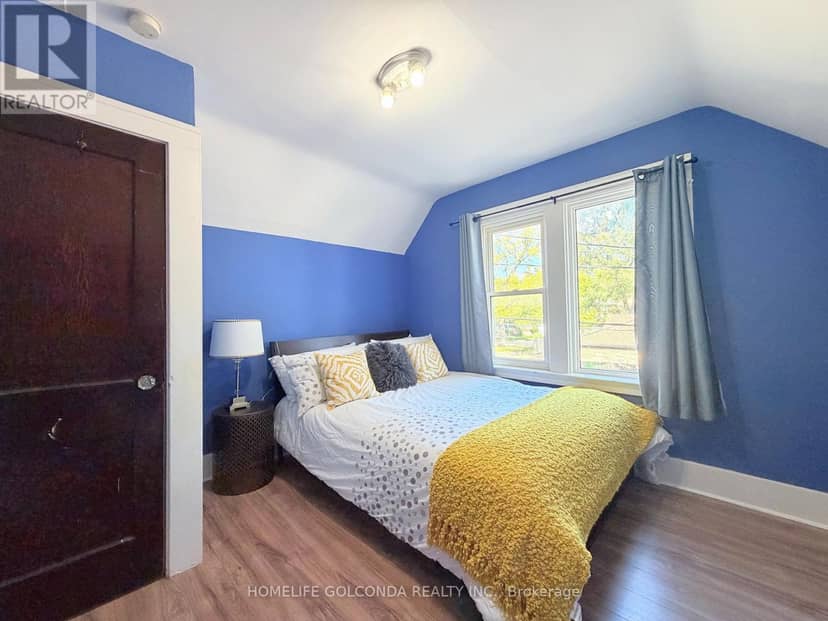 3203 Linwood Place — photo 13 of 40