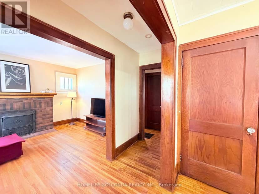 3203 Linwood Place — photo 6 of 40