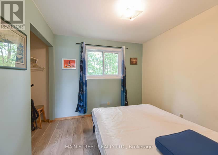 20 - 230 Lake Dalrymple Road — photo 17 of 40