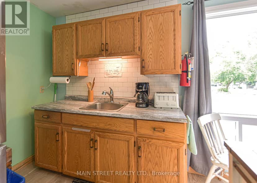 20 - 230 Lake Dalrymple Road — photo 25 of 40