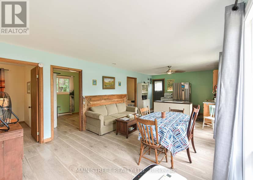 20 - 230 Lake Dalrymple Road — photo 27 of 40
