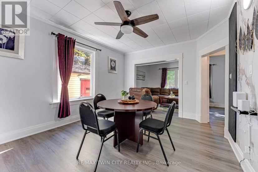 116 Victoria Avenue — photo 19 of 40