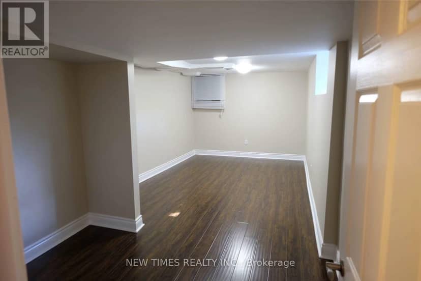 190 Glendale Avenue — photo 10 of 11