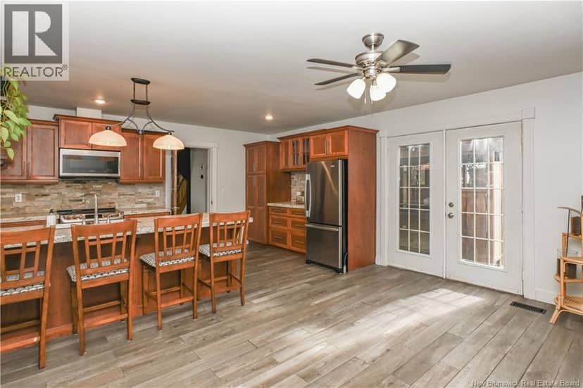4199 Principale Street — photo 18 of 40