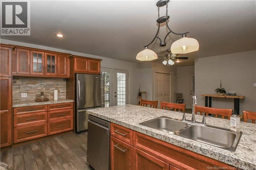 4199 Principale Street — photo 20 of 40