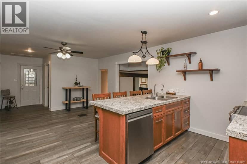 4199 Principale Street — photo 21 of 40