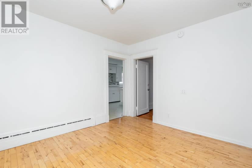 57 Catherine Street — photo 22 of 40