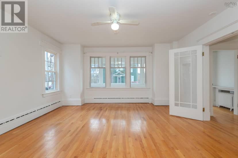 57 Catherine Street — photo 14 of 40