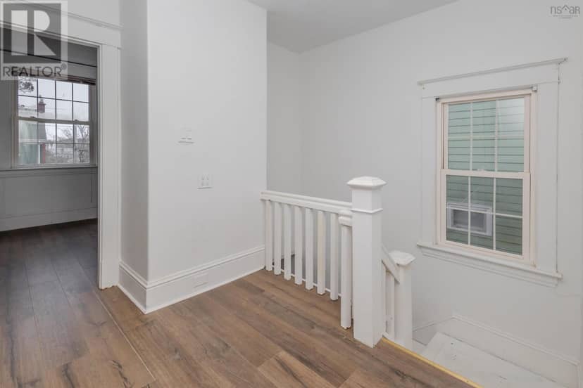 57 Catherine Street — photo 25 of 40