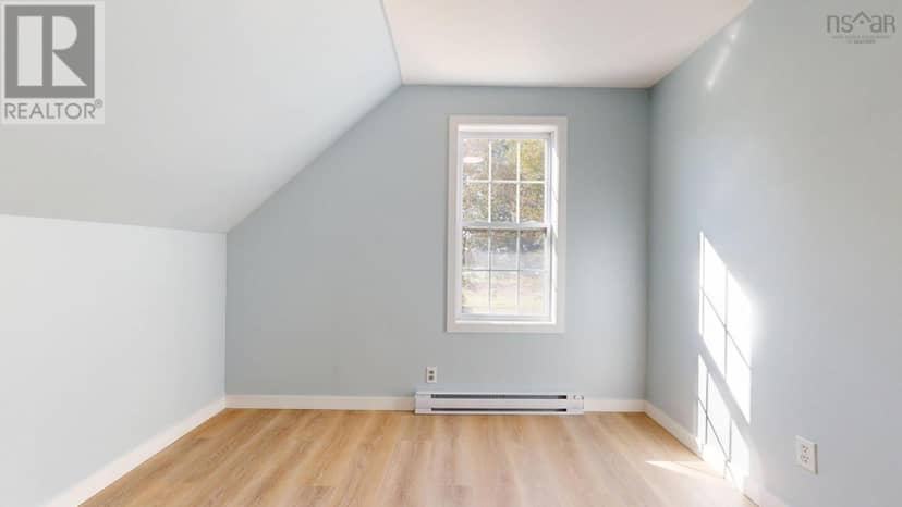 272 Bridge Street — photo 25 of 37