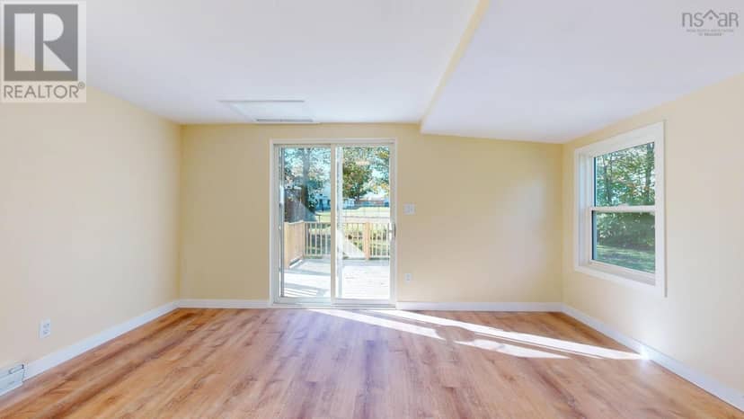 272 Bridge Street — photo 16 of 37