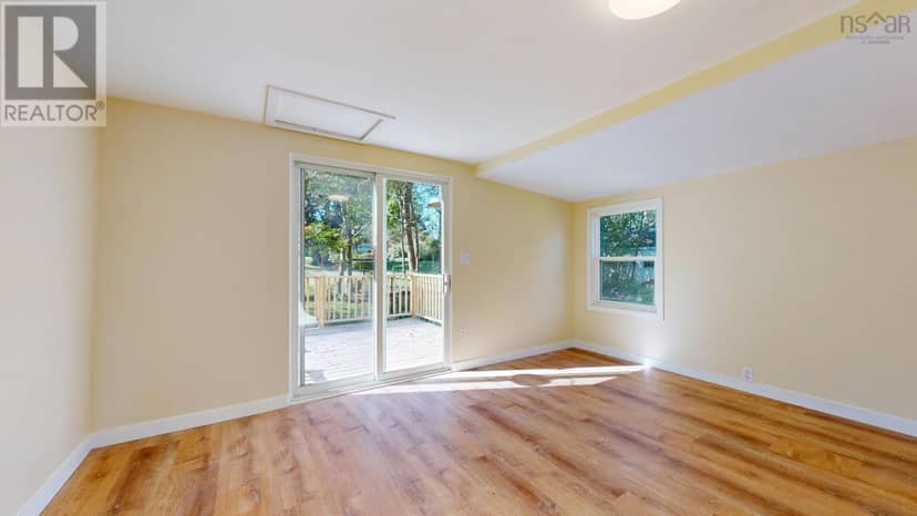 272 Bridge Street — photo 18 of 37