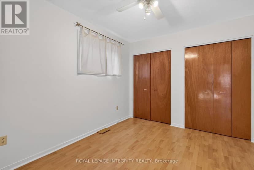 141 Percy Street — photo 15 of 40