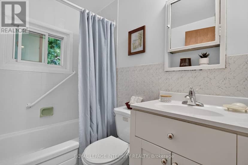 141 Percy Street — photo 27 of 40