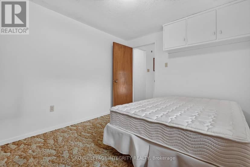 141 Percy Street — photo 22 of 38