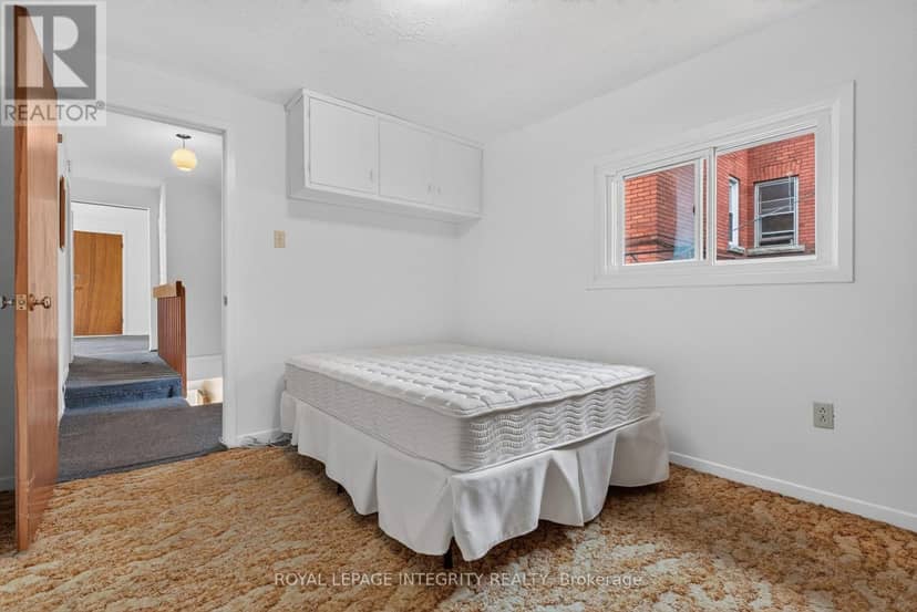 141 Percy Street — photo 24 of 38