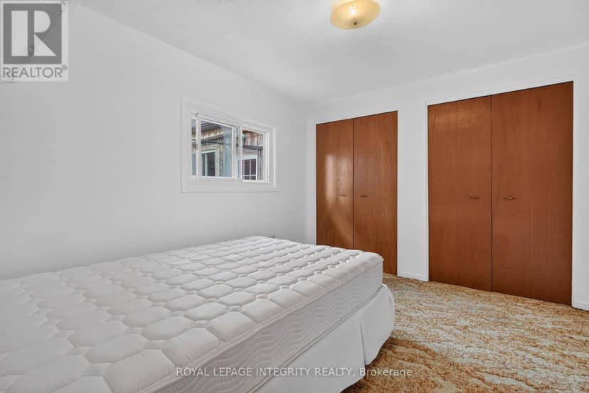 141 Percy Street — photo 23 of 38