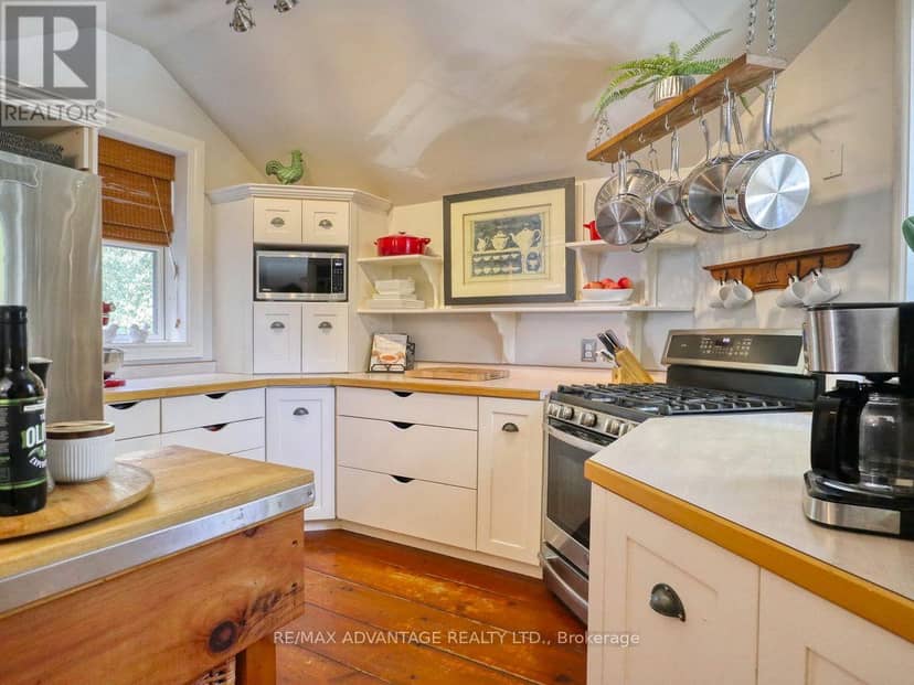 192 Harrison Place — photo 13 of 40