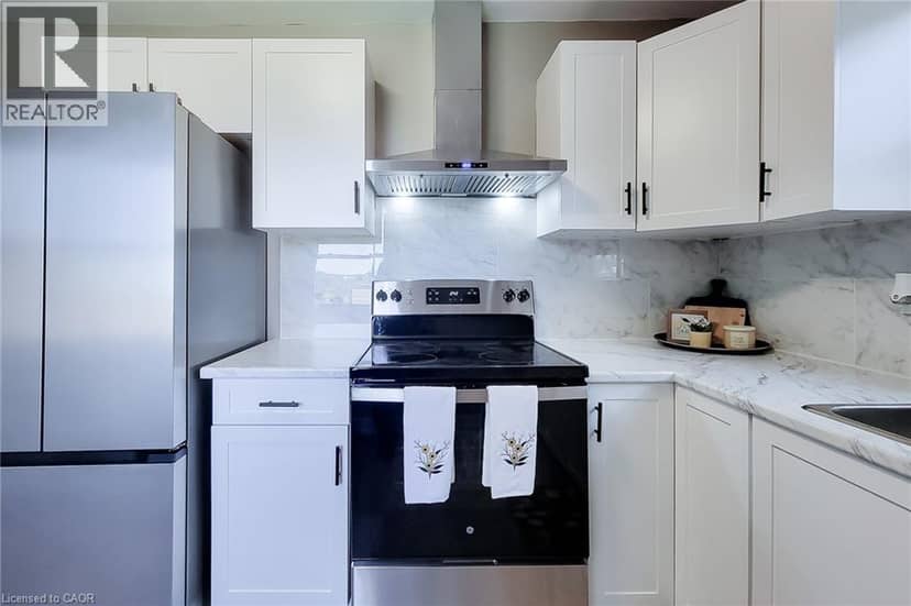 31 GREENHILL Avenue — photo 17 of 37
