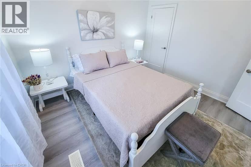 31 GREENHILL Avenue — photo 23 of 37