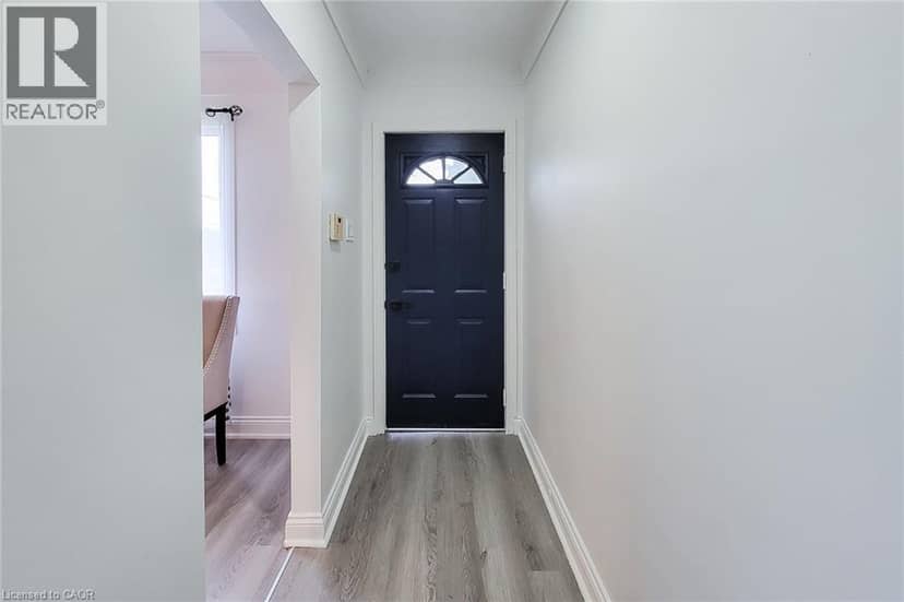 31 GREENHILL Avenue — photo 6 of 37