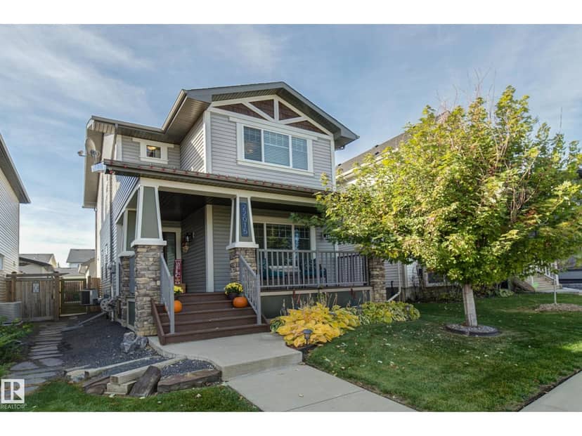 22015 97 AV NW, Edmonton