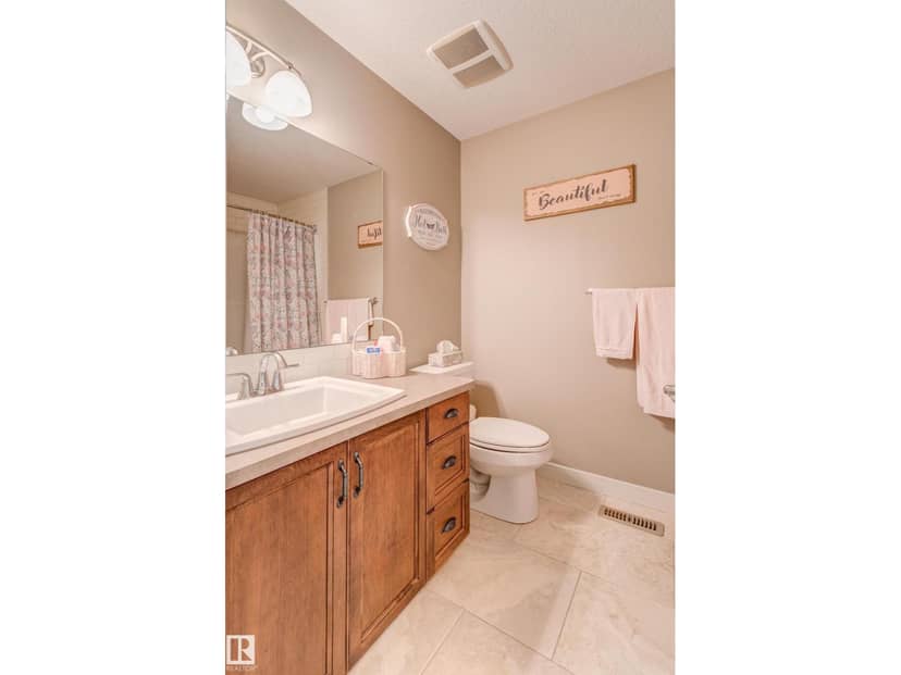 22015 97 AV NW — photo 33 of 40